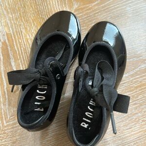 Tap dance shoes toddler size10W (wide feet)by Bloch